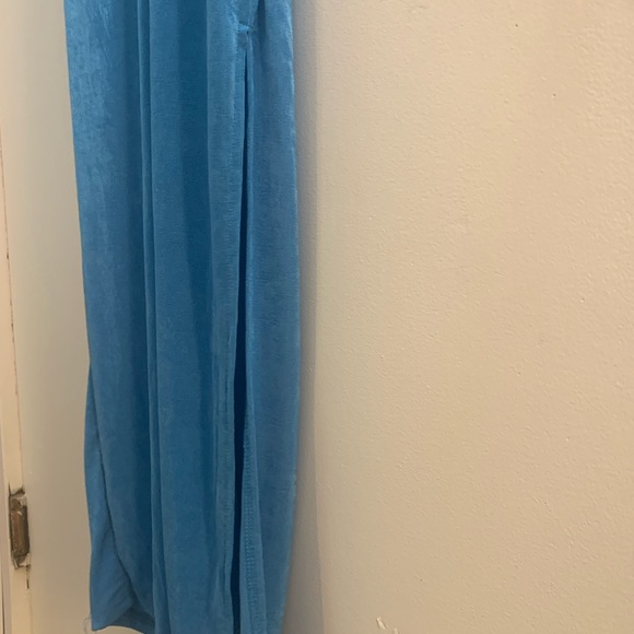 Blue halter dress - Picture 4 of 7